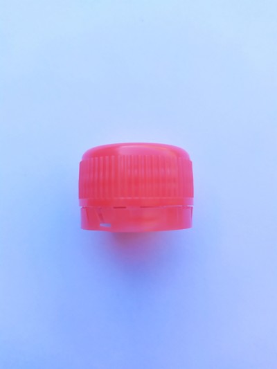 Uzáver – plastový 28 mm (červený1)